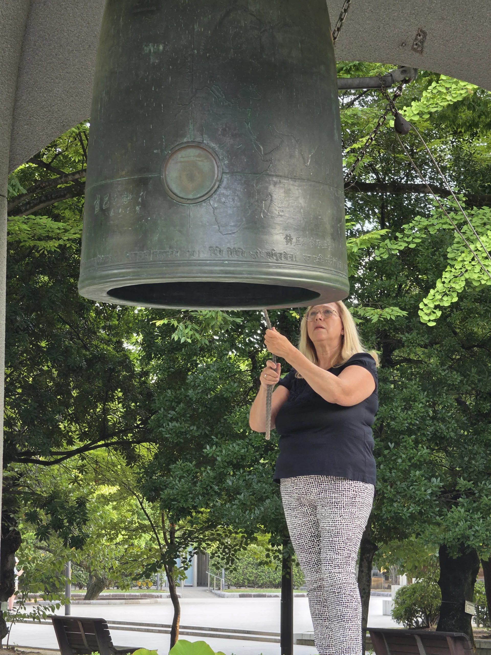 campana-hiroshima_webp